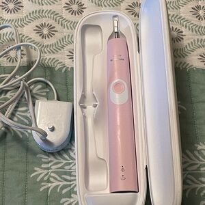 Philips Sonicare tooth brush